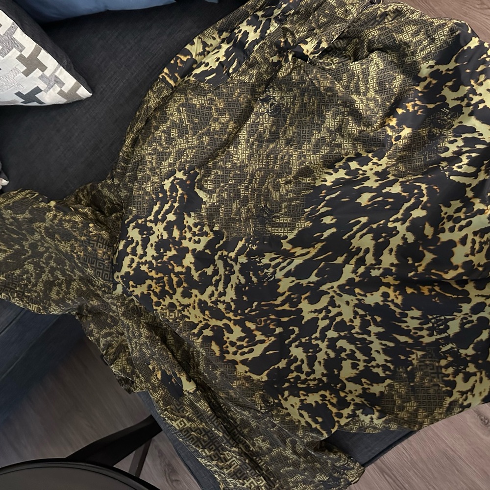Men’s Givenchy windbreaker